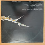 Kama Sutra – Mechanical Earthquake - Vinyl LP Record - Very-Good+ Quality (VG+) (verygoodplus)