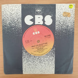 Bangles ‎– Walk Like An Egyptian - Vinyl 7" Record - Very-Good+ Quality (VG+) (verygoodplus7)