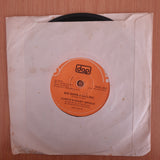 Fureys & Davey Arthur – When You Were Sweet Sixteen / Big Ships A Sailing - 7" Record - Very-Good+ Quality (VG+) (verygoodplus7)(DLB)