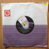 Julie Covington – Don't Cry For Me Argentina 7" Record - Very-Good Quality (VG) (verygood7)