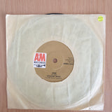 Stealers Wheel – Stuck In The Middle With You - 7" Record - Very-Good+ Quality (VG+) (verygoodplus7) (DLB)