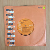 Rick Astley – Never Gonna Give You Up - 7" Record - Very-Good+ Quality (VG+) (verygoodplus7) (DLB)